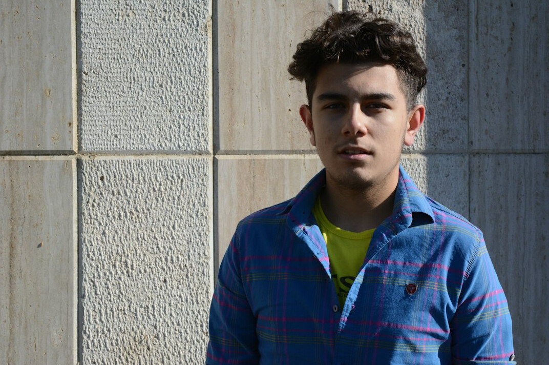 Retrato de un joven chileno colaborador del proyecto